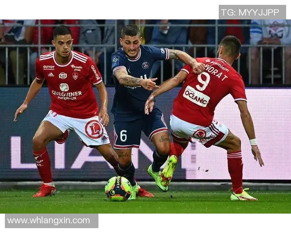 巴约纳与南特的激烈对决展现法甲球队的实力与魅力